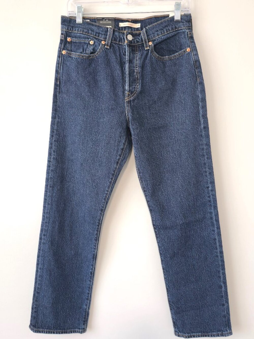 Levi's Premium Wedgie Straight Leg Jeans 29 Medium Wash NWT